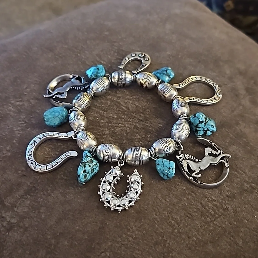 Cowboy Core Horseshoe Turquoise Western Metal Beaded Stretch Charm Bracelet - Picture 2 of 6